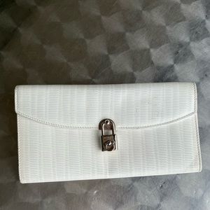 Ferragamo Wallet Padlock detail